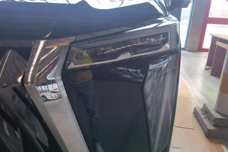 Used GAC Trumpchi M8 2023 Zongshi Series 400T Ultimate Edition Left Front Headlight