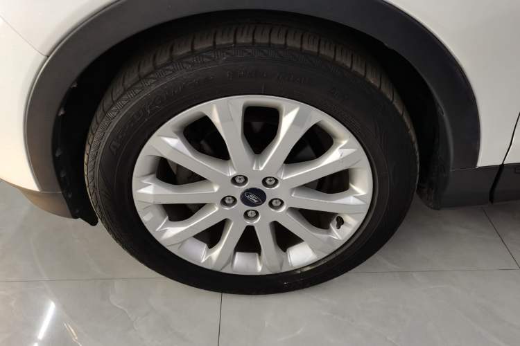 Used Ford Kuga 2013 1.6L GTDi Two-Wheel-Drive Trend Model
