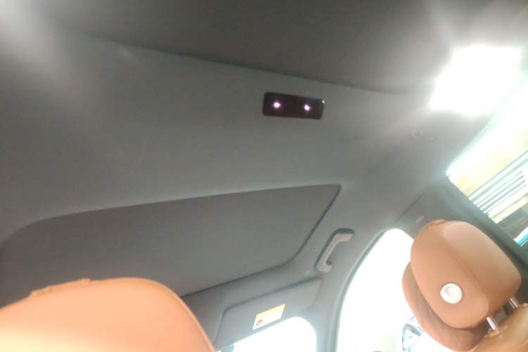 Used Li Auto L8 2023 Air model
