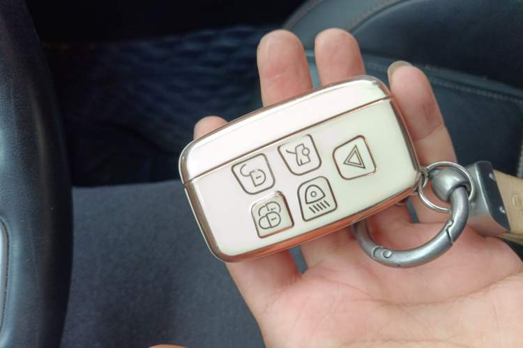 Used Jaguar F-PACE 2020 2.0T Urban Deluxe Edition
