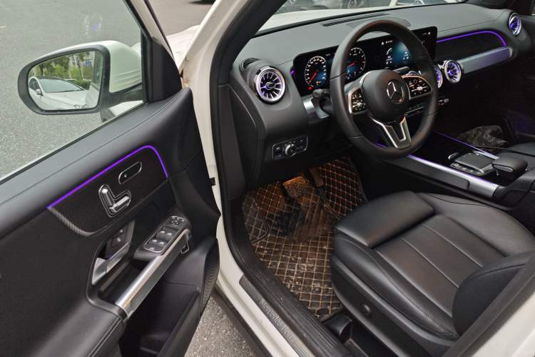 Used Mercedes-Benz GLB 2023 GLB 220 Fashion Model Driver Seat