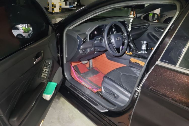 Used Toyota Avalon 2019 Dual-Engine 2.5L XLE Prestige Version China VI Standard Driver Seat