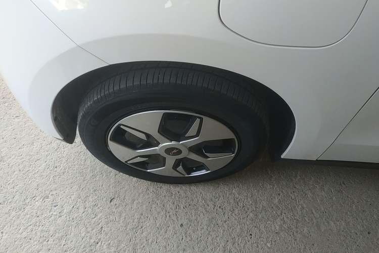 Used JAC Yiwei 3 2024 Zhi'ai Edition 330km Air