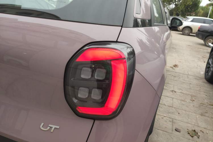 Used AION UT 2025 330 Starlight Edition