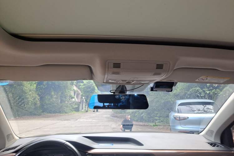 Used Volkswagen Tharu 2019 280TSI Two-Wheel Drive Comfort Edition China V Standard
