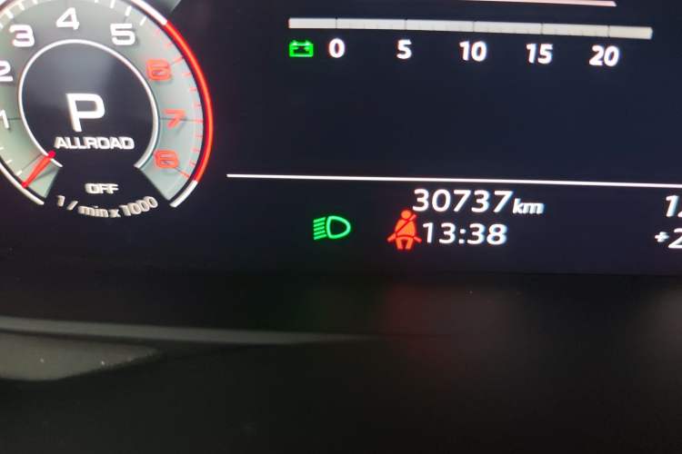 Used Audi A6 2021 allroad quattro Explorer 55 TFSI Prestige Off-Road Model Odometer Close Up