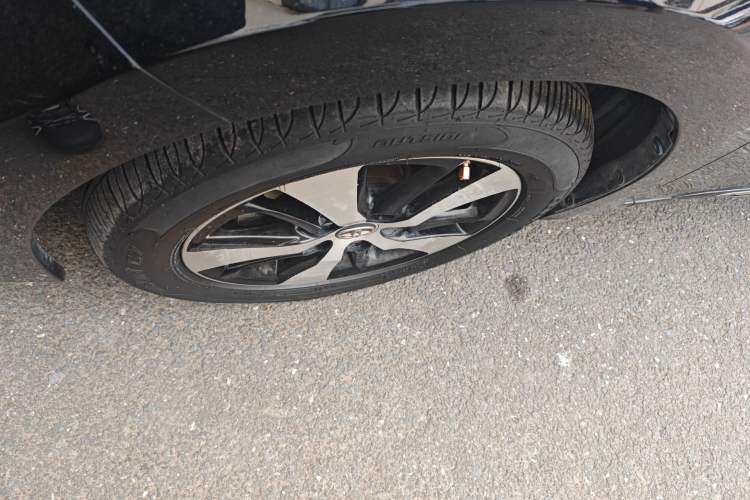 Used Toyota Levin Hybrid E+ 2019 1.8L PH V E-CVT Luxury Edition Exterior 4