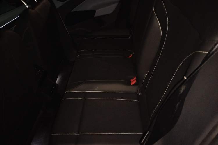 Used Volkswagen ID.4 X 2022 Pure Long-Range Version Left Rear Seat