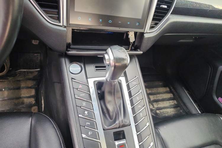 Used Zotye SR9 2017 2.0T Automatic Ultimate Light Edition