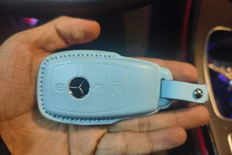 Used Mercedes-Benz GLC 2020 GLC 260 L 4MATIC Luxury Model Vehicle Key