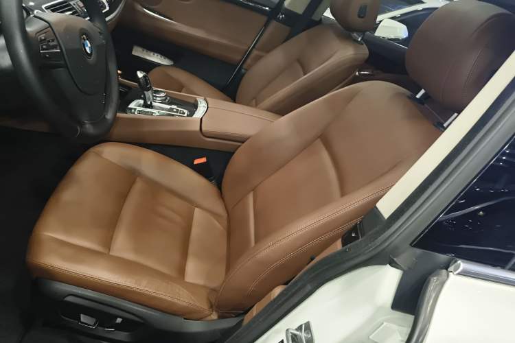 Used BMW 5 Series GT 2014 528i Leading Model