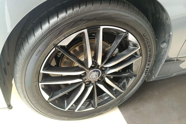 Used BYD Qin L 2025 EV 545KM Excellence Edition
