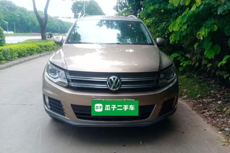 Used Volkswagen Tiguan L 2015 1.8TSI Automatic All-Wheel-Drive Luxury Model
