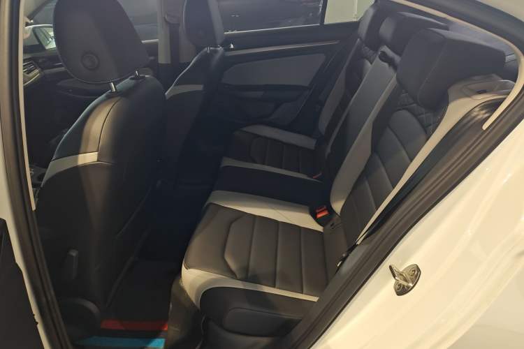 Used Volkswagen Bora 2025 300TSI DSG Prestige Edition Left Rear Seat