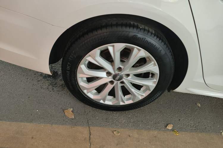 Used Audi A4L 2018 30th Anniversary Edition 40 TFSI Trendy Model
