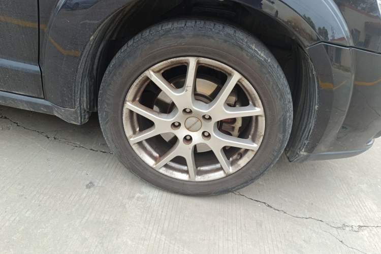 Used Dodge Journey 2013 2.4L Two-Wheel Drive Luxury Version
