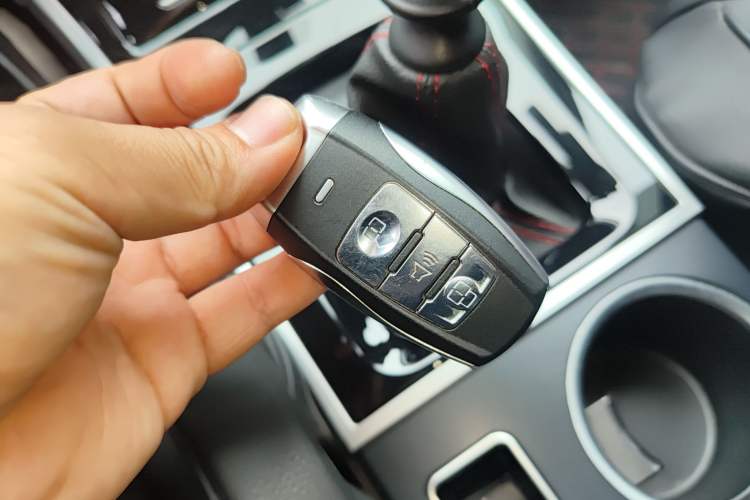 Used Haval H2 2016 Red-Label 1.5T Manual Two-Wheel Drive Luxury Model