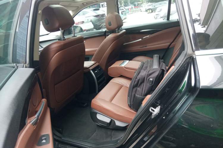 Used BMW 5 Series GT 2014 528i Leading Model