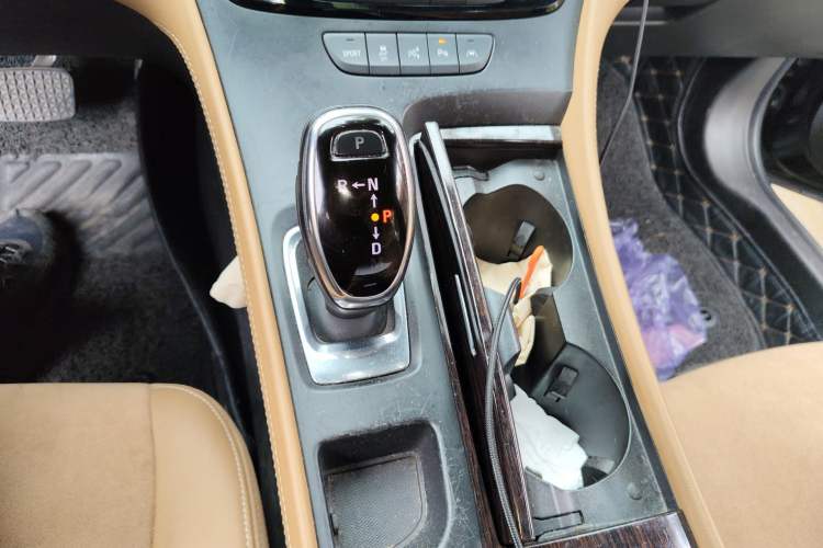 Used Buick LaCrosse 2016 28T Luxury Version
