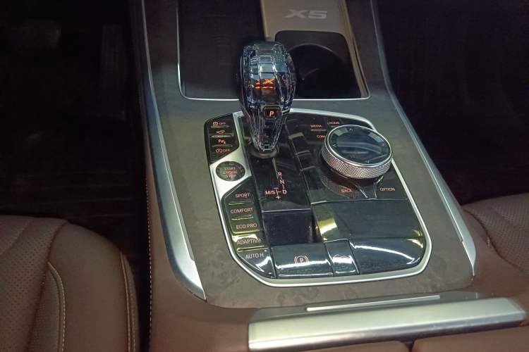 Used BMW X5 2022 xDrive 30Li Luxury M Sport Package