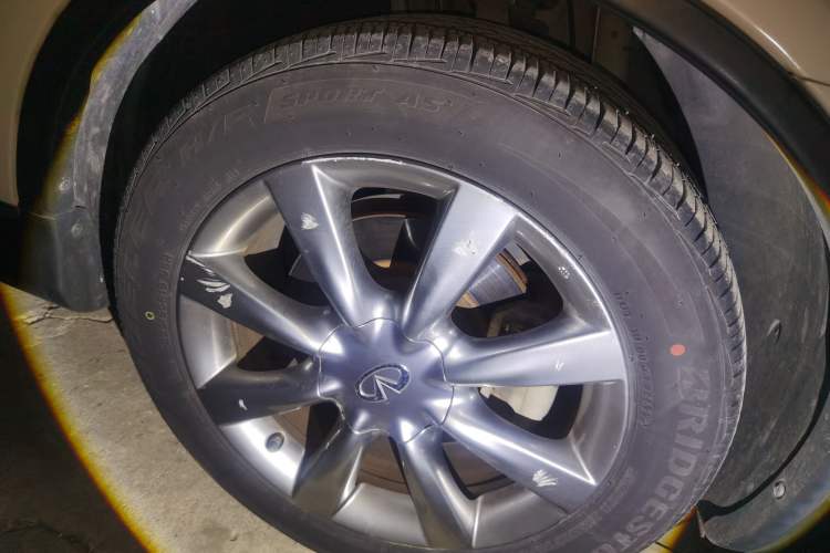 Used Infiniti EX 2011 EX35 model
