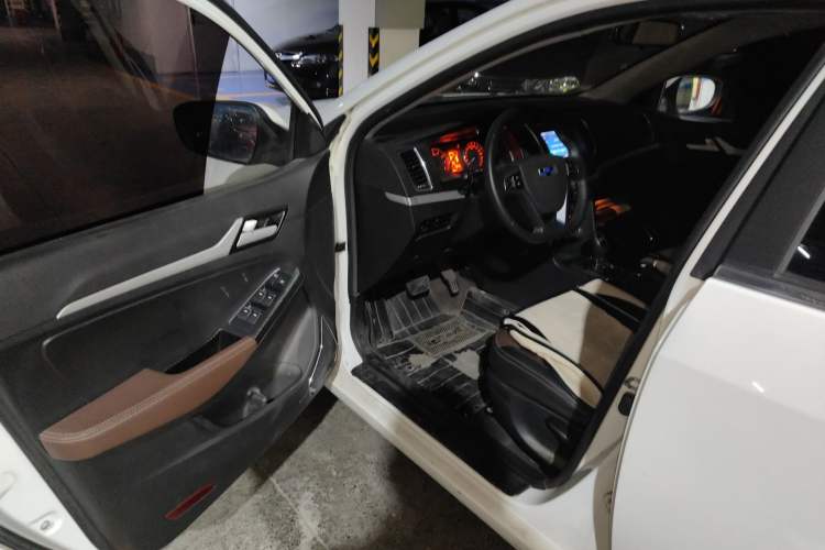 Used Geely Auto Vision 2017 1.5L Automatic Happiness Edition Driver Seat