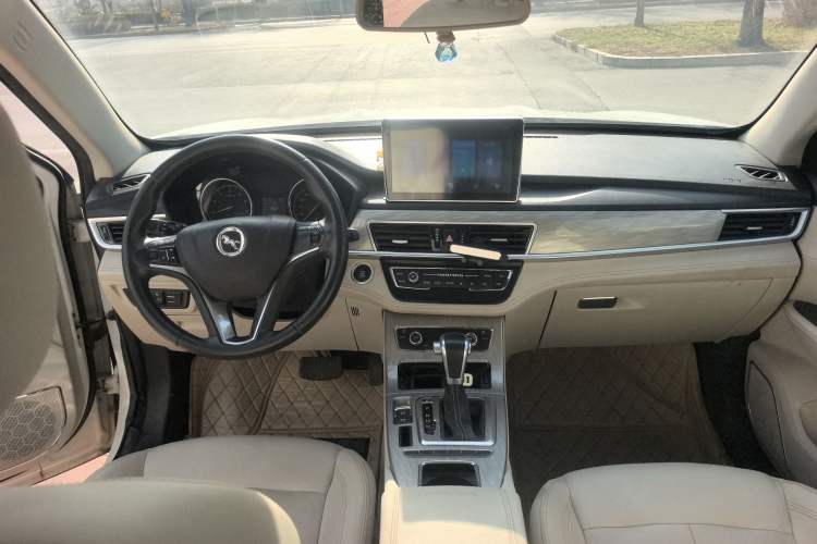 Used Hanteng X5 2018 1.5T CVT Luxury Edition
