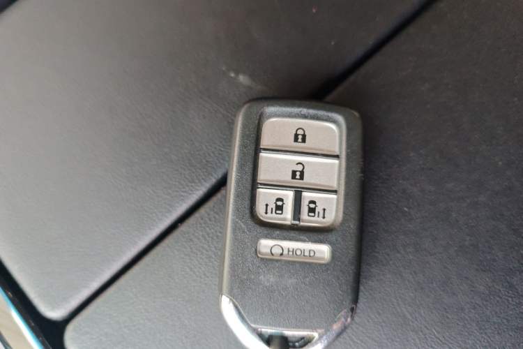 Used Honda Elysion 2019 2.0L Hybrid Supreme Edition