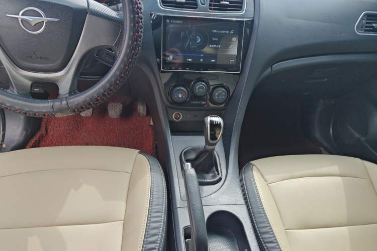 Used Haima Fumei 2016 1.6L Manual Prestige Model Upgrade Gear Lever