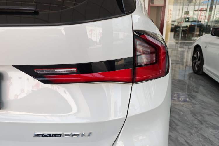 Used BMW X1 2024 sDrive25Li X Design Package Right Rear Taillight