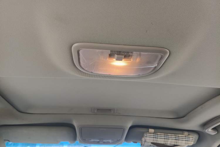 Used Geely Auto Emgrand 2014 Sedan 1.5L CVT Elite Model