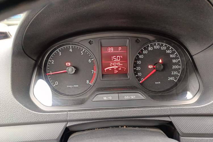 Used Volkswagen Jetta 2015 1.6L Automatic Fashion Model
