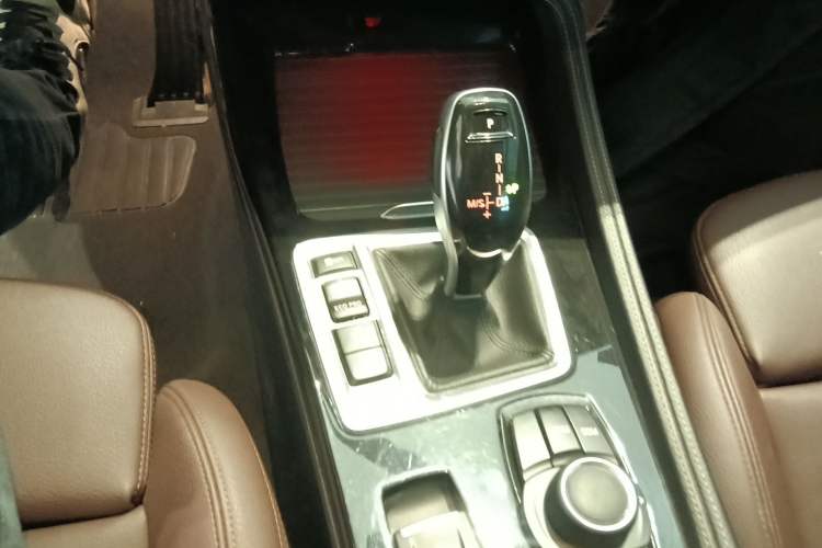 Used BMW 1 Series 2020 125i Leading Model M Sport Package Gear Lever