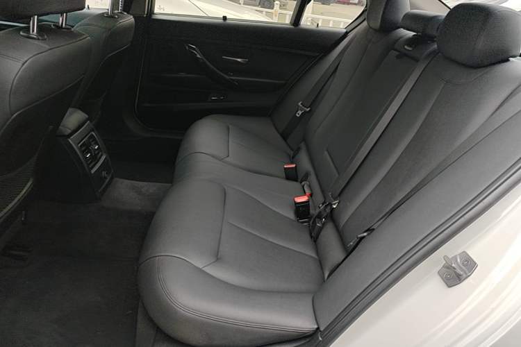 Used BMW 3 Series 2017 320Li M Sport Edition Left Rear Seat