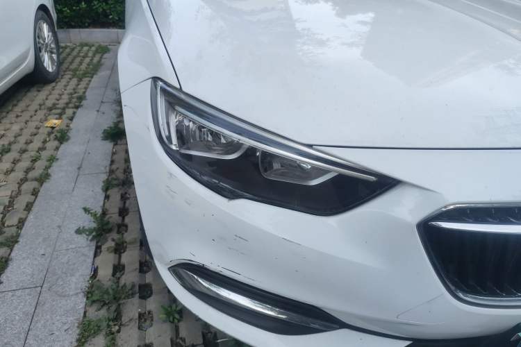 Used Buick Regal 2017 20T Elite Edition Right Front Headlight