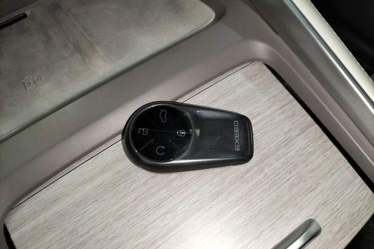 Used EXEED Stellar C-DM 2024 1.5T Long-Range Pro