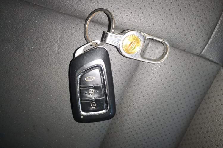 Used Dongfeng Aeolus AX7 2020 1.6T Automatic AI Navigation Model China VI Standard