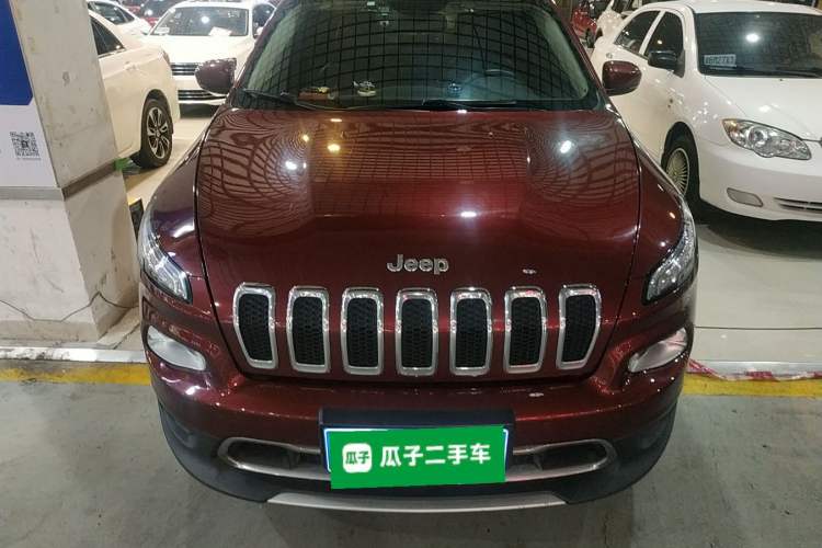 Used Jeep Cherokee 2016 2.4L Professional Smart Version