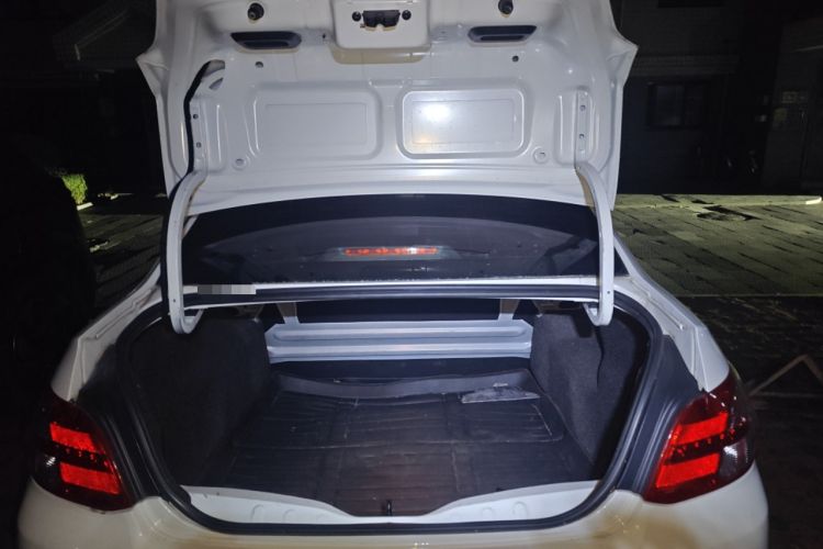 Used Peugeot 301 2016 1.6L Automatic Comfort Edition