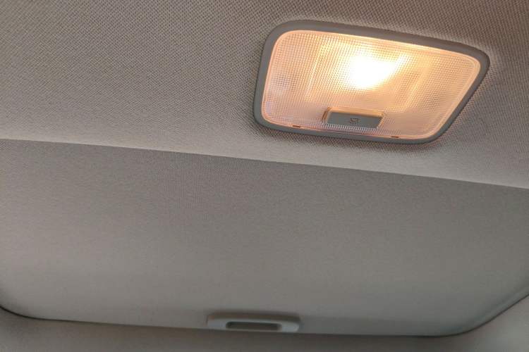 Used Hyundai Elantra 2021 1.5L CVT LUX Prestige Edition Headliner