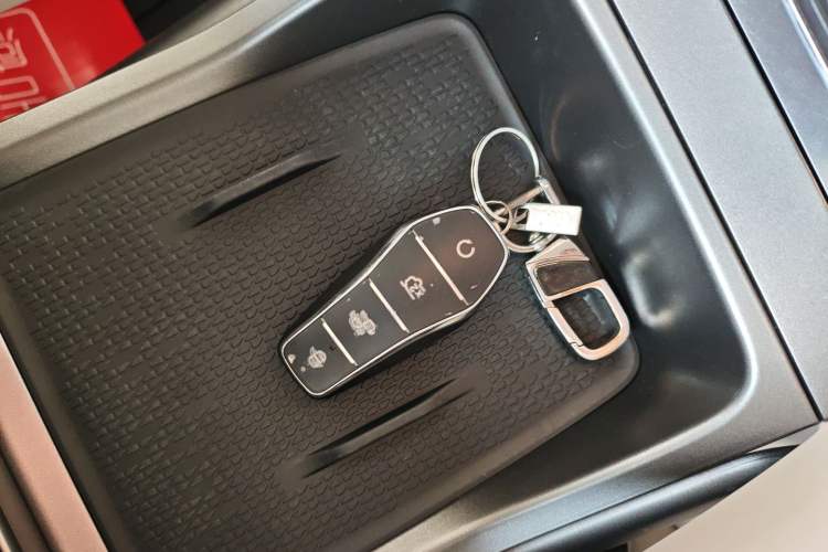 Used BYD Yuan UP 2024 401 km Active Version