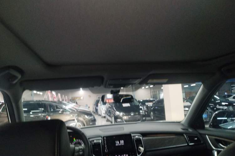 Used Honda UR-V 2020 370TURBO Two-Wheel Drive Luxury Edition