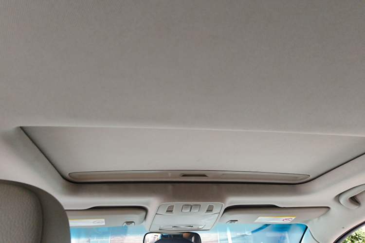 Used Buick GT 2012 XT 1.6L Manual Entry-Level Model