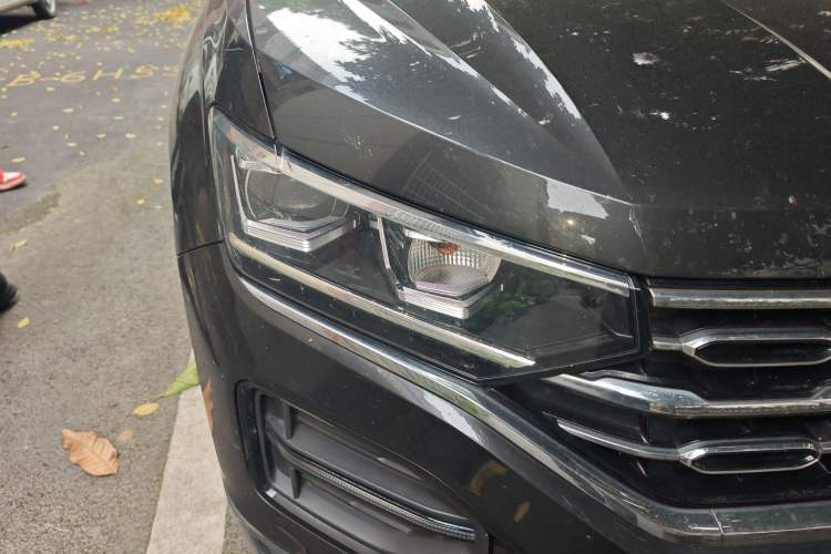 Used Volkswagen Tayron 2019 330TSI Two-Wheel Drive Luxury Model China VI Standard
