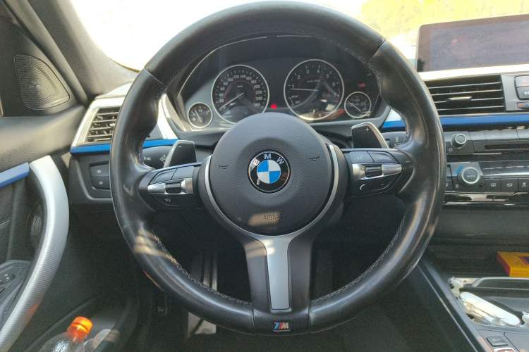 Used BMW 3 Series 2016 328i M Sport Steering Wheel