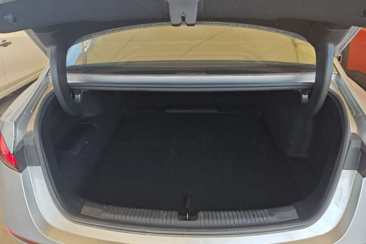 Used Roewe D7 2023 DMH 125km Flagship Edition