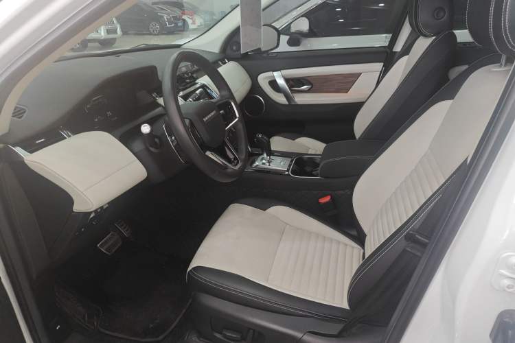 Used Land Rover Discovery Sport New Energy 2022 Facelifted P300e Plug-in Hybrid Electric Version
