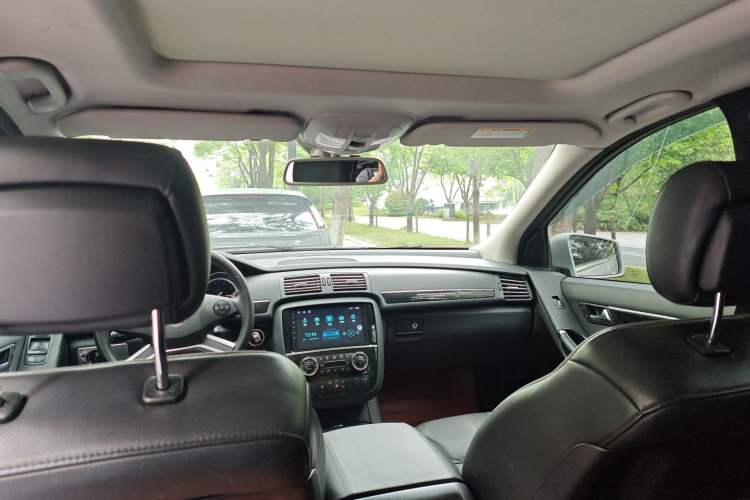 Used Mercedes-Benz R-Class 2017 R 320 4MATIC Business Edition Prestige Model