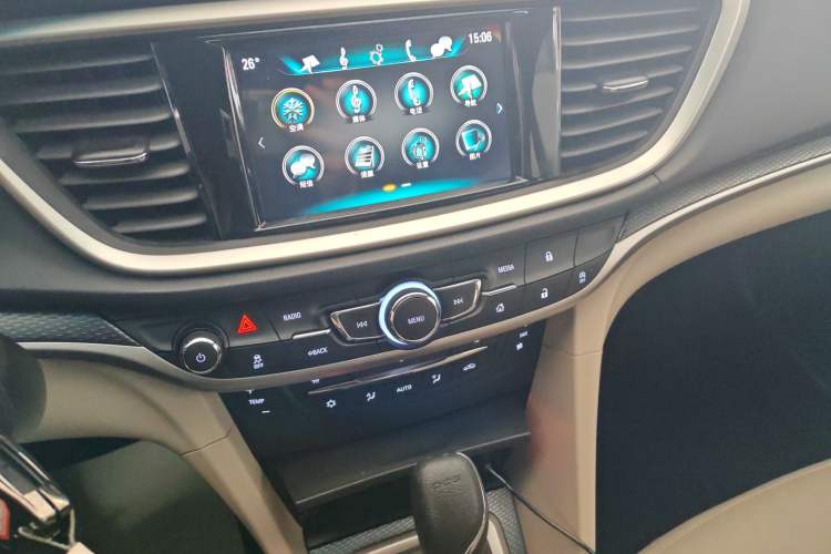 Used Buick GT 2019 15T Dual-Clutch Connected Elite Model China VI Audio And AC Panel