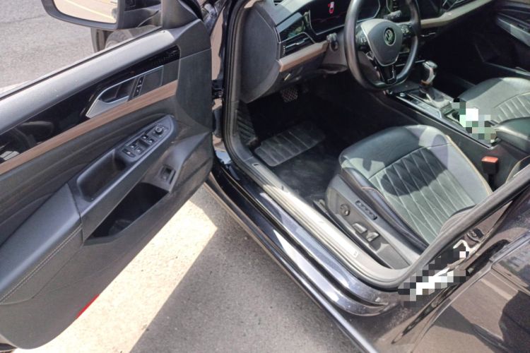 Used Volkswagen Passat 2020 Revised Version 330TSI Luxury Edition China VI Standard Driver Seat